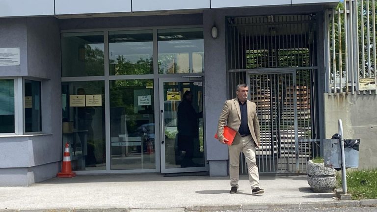 Miroslav Kraljević: Opis fotografija s portala i društvenih mreža Miroslav Kraljević: Opis fotografija s portala i društvenih mreža