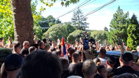 Mladićeva sahrana vješto pripremljen igrokaz države, vojske i crkve