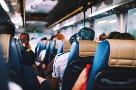 Najmanje 25 osoba poginulo nakon što je autobus s učenicima sletio u provaliju na Zelenortskim Ostrvima
