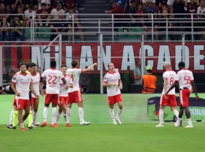 Olympiacos i Sunderland pobjedama počeli takmičenje u Ligi Evropa, Benfica šokirala Milan