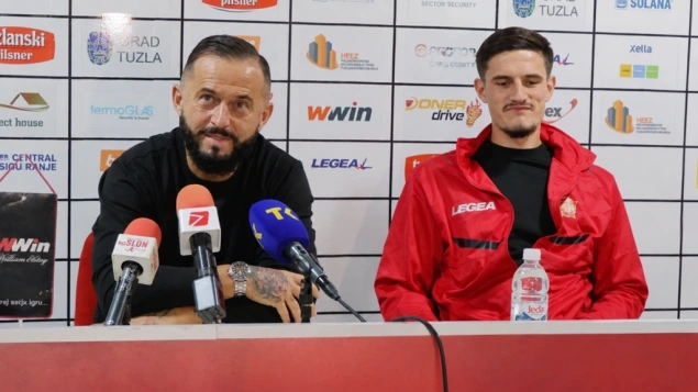 Edis Mulalić predstavljen u Slobodi, debi protiv Zvijezde traži reakciju crveno-crnih Edis Mulalić predstavljen u Slobodi, debi protiv Zvijezde traži reakciju crveno-crnih