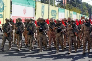 Stotine hiljada Iranaca u Teheranu iskazale spremnost da se bore