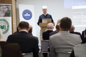 Kavazović: Na islamofobiju odgovoriti znanjem, istraživanjem i otvorenim dijalogom