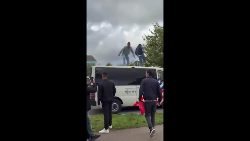 Neredi u Hagu nakon presude bivšim čelnicima OVK: Demonstranti razbijali policijska vozila