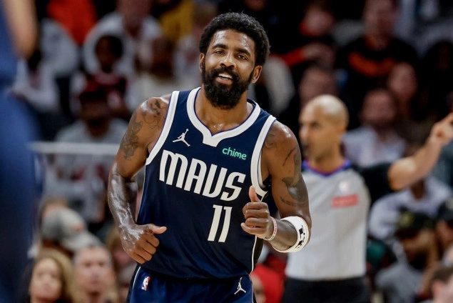 NBA zvijezda Kyrie Irving nudi se da plati kaznu NFL igraču zbog poruke o Gazi NBA zvijezda Kyrie Irving nudi se da plati kaznu NFL igraču zbog poruke o Gazi
