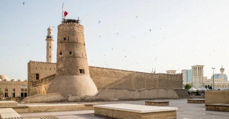 Tvrđava Al Fahidi, najstarija zgrada u Dubaiju, uskoro ponovo otvorena za posjetioce Tvrđava Al Fahidi, najstarija zgrada u Dubaiju, uskoro ponovo otvorena za posjetioce