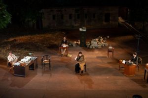 Premijera predstave Na čijoj strani 28. septembra u SARTR-u, reprize 29. i 30. septembra
