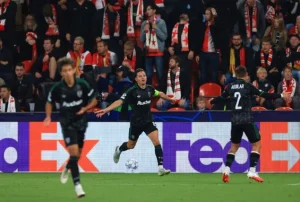 United ubjedljiv protiv Sabaha, Lens preokretom u nadoknadi pobijedio Slaviju