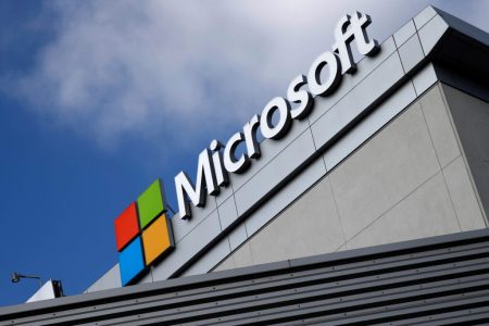 Microsoft upozorava na novu eru umjetne inteligencije: „Silicijska vrsta jednog dana mogla bi konkurirati ljudima