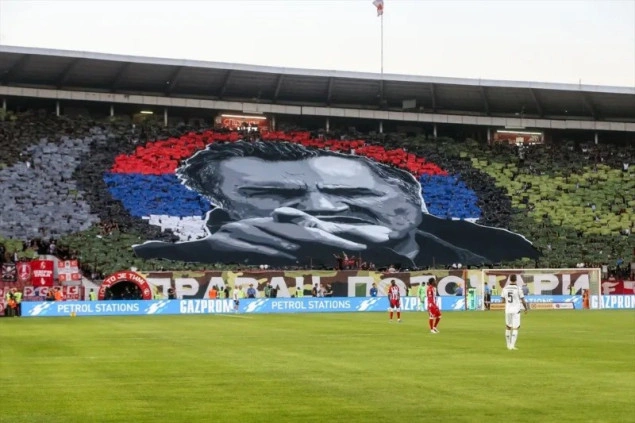 Memorijalni centar Srebrenica prijavio Crvenu zvezdu FSS-u i UEFA-i zbog veličanja Ratka Mladića Memorijalni centar Srebrenica prijavio Crvenu zvezdu FSS-u i UEFA-i zbog veličanja Ratka Mladića