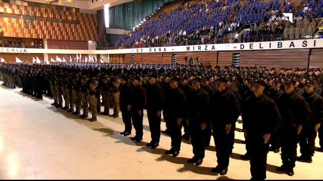 Svečanom akademijom nastavljeno obilježavanje 35 godina od mobilizacije rezervnog sastava policije Svečanom akademijom nastavljeno obilježavanje 35 godina od mobilizacije rezervnog sastava policije