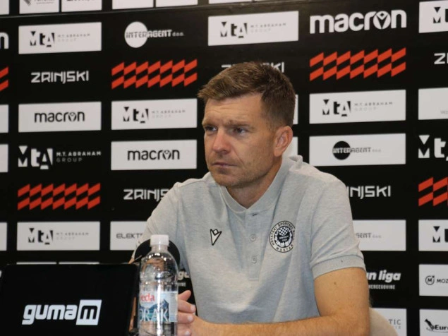 Rožman uoči gradskog derbija: Želimo se predstaviti u najboljem izdanju Rožman uoči gradskog derbija: Želimo se predstaviti u najboljem izdanju