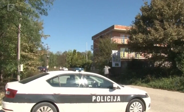 Preminule dvije osobe povrijeđene u požaru u Domu Ahmedić kod Lukavca Preminule dvije osobe povrijeđene u požaru u Domu Ahmedić kod Lukavca