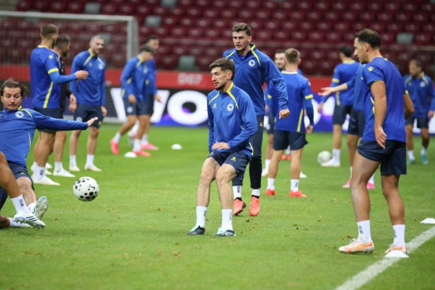 Zmajevi odradili službeni trening na stadionu PGE Narodowy u Varšavi Zmajevi odradili službeni trening na stadionu PGE Narodowy u Varšavi
