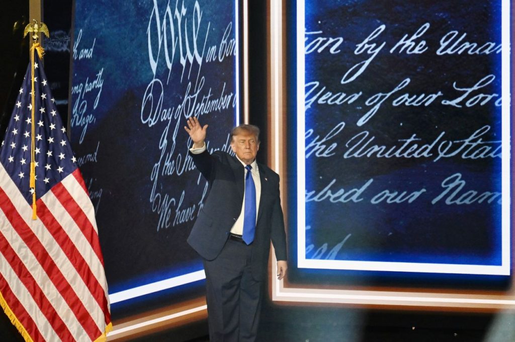 Trump obećao 5000 dolara svakom punoljetnom Amerikancu ako republikanci pobijede na izborima