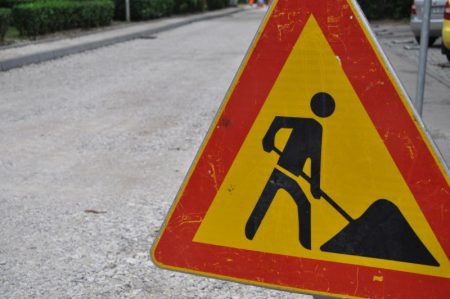 Privremena izmjena režima odvijanja saobraćaja u ulici Mehmeda Spahe od mosta na Čardaklijama do regionalnog puta R.460 Privremena izmjena režima odvijanja saobraćaja u ulici Mehmeda Spahe od mosta na Čardaklijama do regionalnog puta R.460